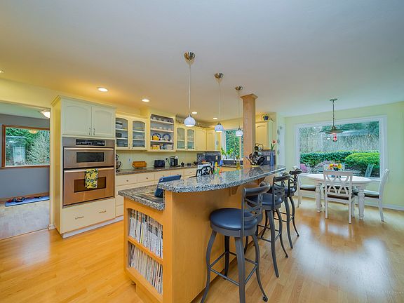4th image of 16911 58th Ave NW