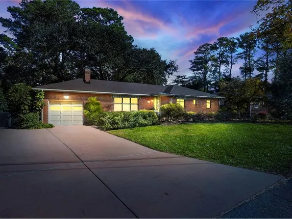 4208 Battery Rd, Virginia Beach, VA 23455