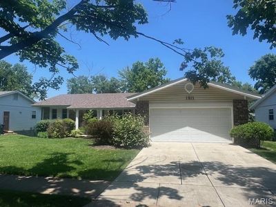 1211 Dorne Dr, Manchester, MO, 63021