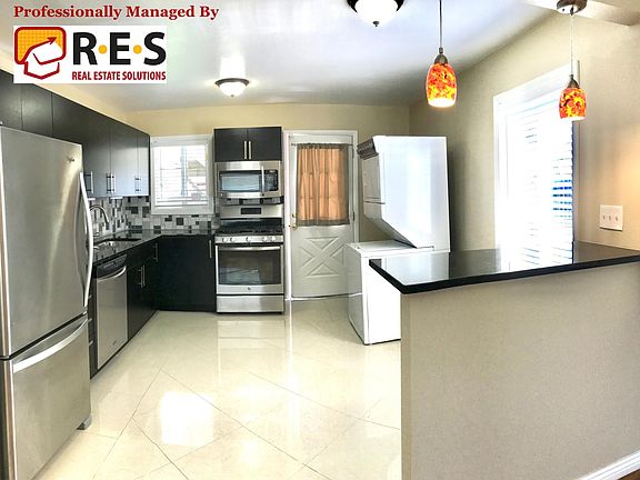 4th image of 2560 S Knox Ct