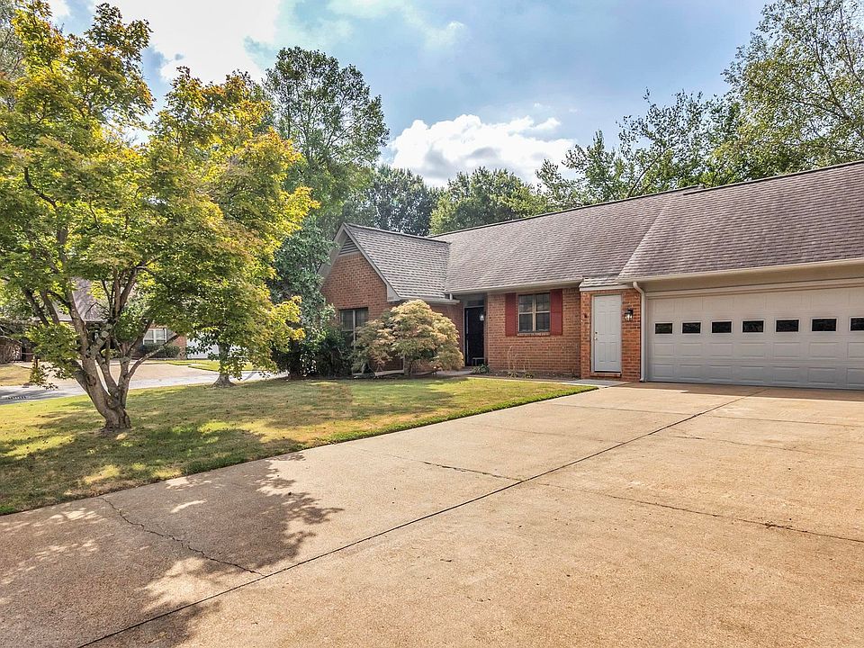 1st image of 2951 Millers Pond Dr