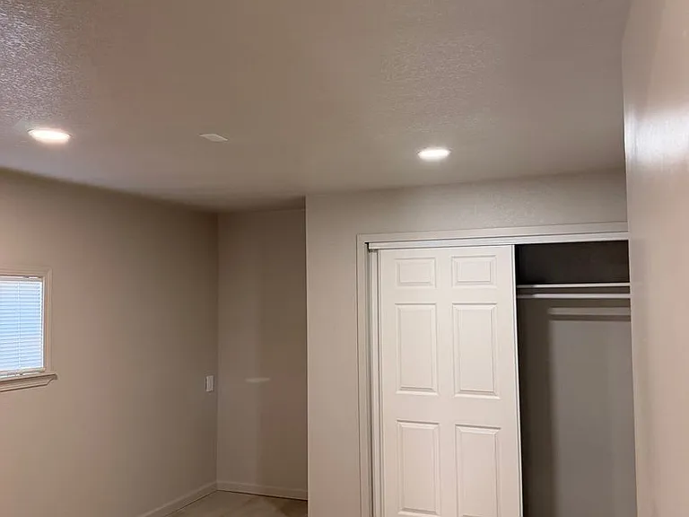 8710 Franklin St — Photo 6
