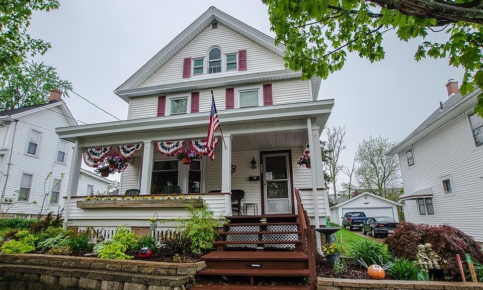 1st image of 714 Chestnut St