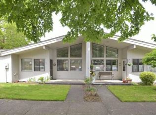 615 N Douglas Ln, Canby, OR 97013