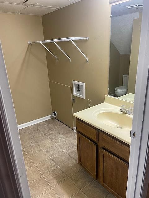 1st image of 337 Churchill Dr #2