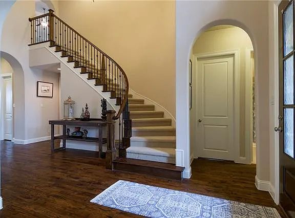 4th image of 7215 Marquis Ln