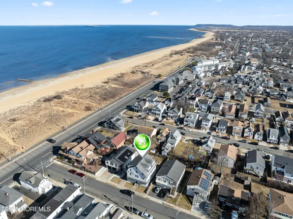 8 Oceanview Avenue, Keansburg, NJ 07734