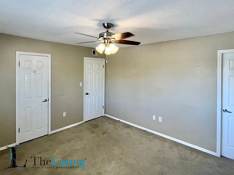 1695 Lee Rd #D215 — Photo 12
