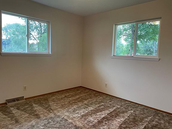 2nd image of 806 Fordham St