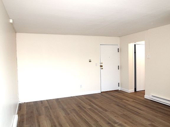 3rd image of 310 70th St APT 2E