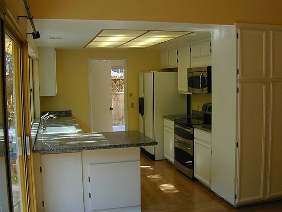 2nd image of 760 Toulouse Ct