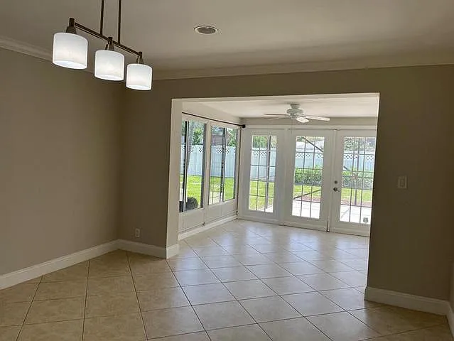 3 bed, 1735 sqft, $4,895 — Photo 3