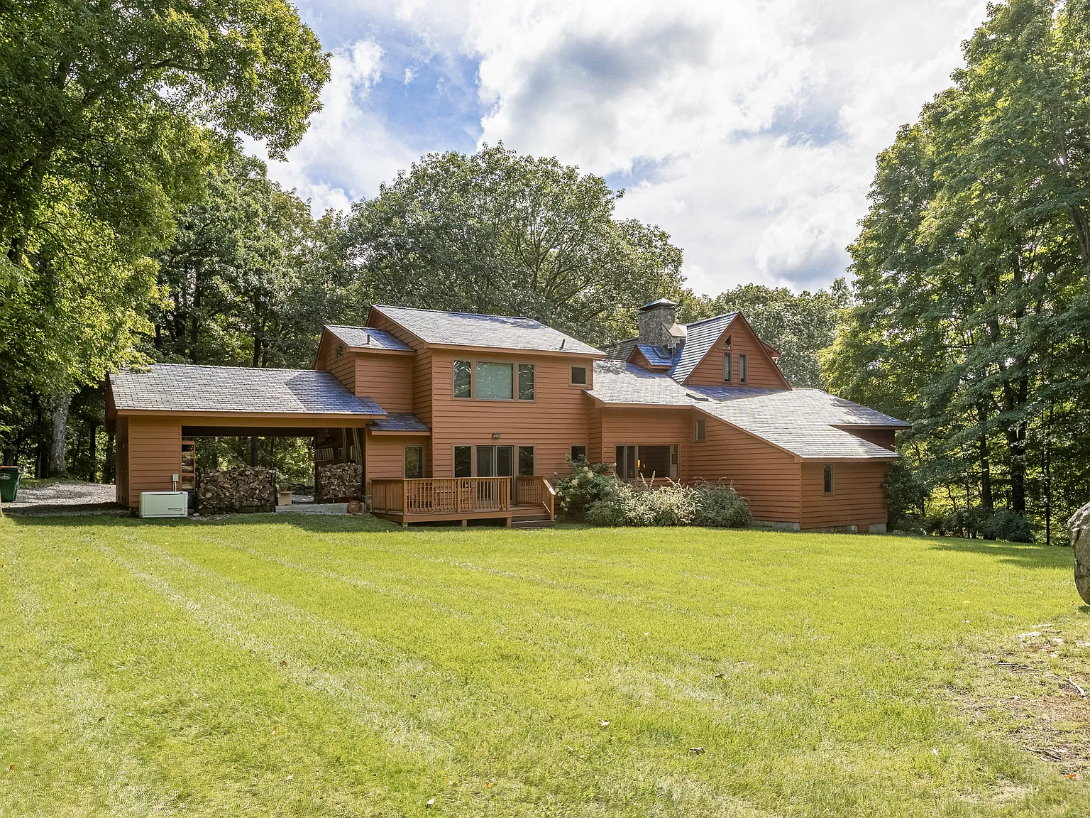 6 bed, 4.5 bath, 3663 sqft, $11,000 — Photo 4