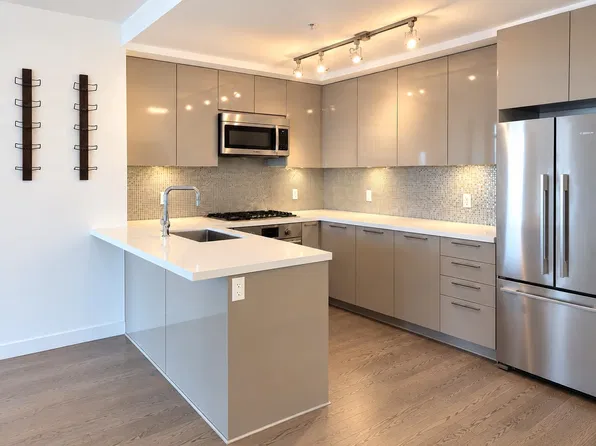 10177 River Dr #418, Richmond, BC V6X 1Z3