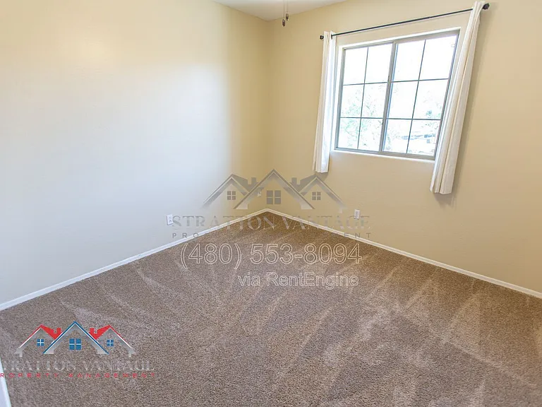 9136 W Meadow Dr — Photo 23