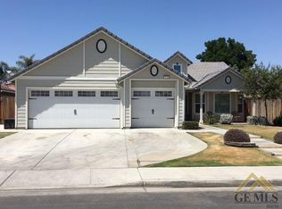 3526 Big Trail Ave, Bakersfield, CA 93313