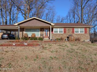 5818 Pine Mountain Dr, Louisville, KY 40214
