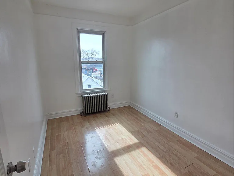 3561 Ropes Ave — Photo 5