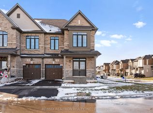 15 Waterfront Cres, Whitby, ON L1N0M9