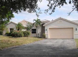1990 SW 70th Ter, Plantation, FL 33317