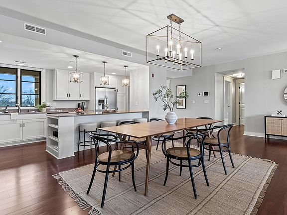 5th image of 9045 Terrazza South Ct