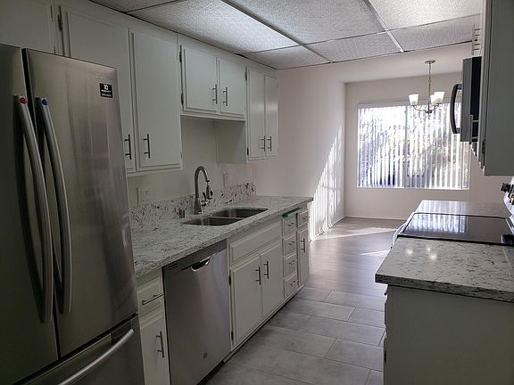5th image of 101 N Croft Ave APT 104