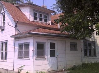 106 S Elm St, Plainview, NE 68769
