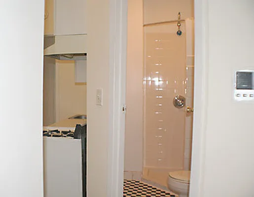 Rented by Big Apple Living | media 40