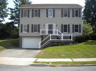 216 Swarthmore Dr, Lititz, PA 17543