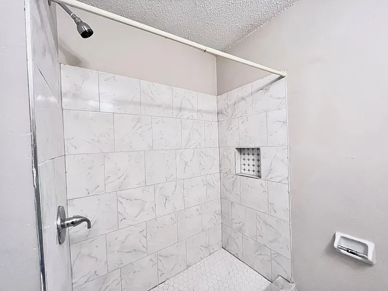 3021 Sycamore Ave #8 — Photo 8