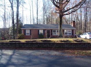 6018 Battlefield Green Dr, Fredericksburg, VA 22407