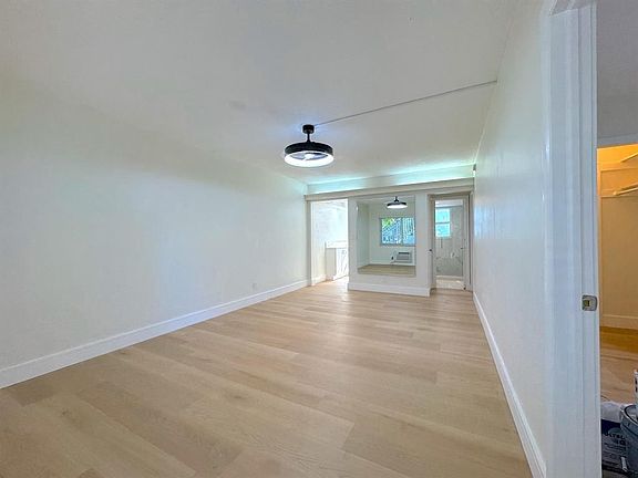 5th image of 2815 NE 33rd Ave