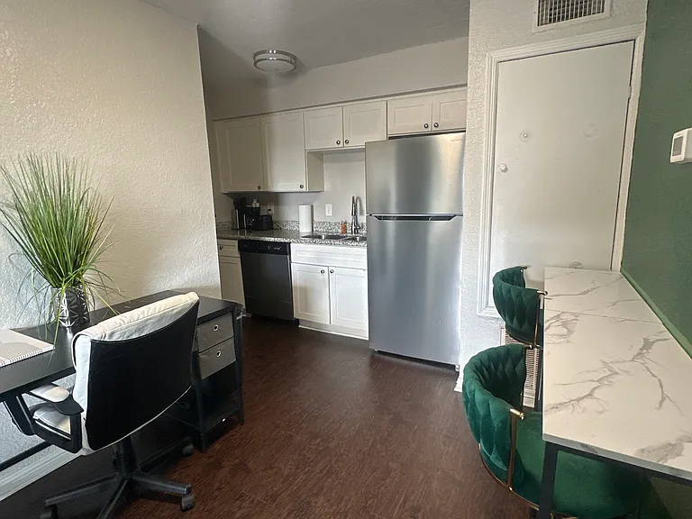 Cavalcade Heights 735 LLC — Photo 55