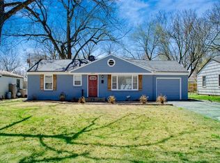 4829 W 62nd Ter, Mission, KS 66205