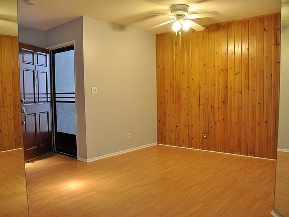 4th image of 18645 Hatteras St Unit 191