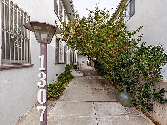 3rd image of 1307 14th St APT 5