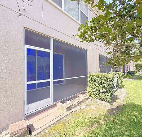 9818 Fan Palm Way #1 — Photo 30