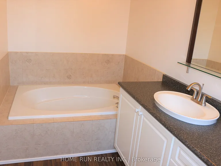 251 Meadowbreeze Dr — Photo 24
