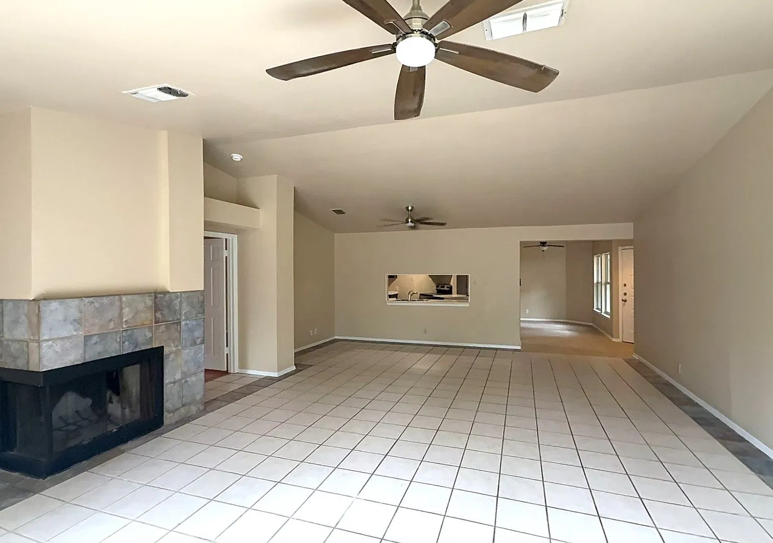 6622 Country Field Dr — Photo 4