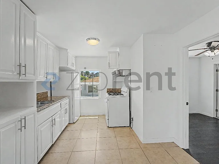 522 S Concord St — Photo 8