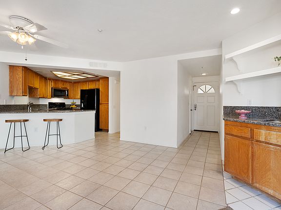 3rd image of 600 N The Strand N #603