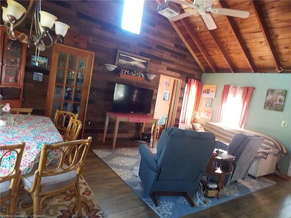 4th image of 32150 Sweetbay Ct