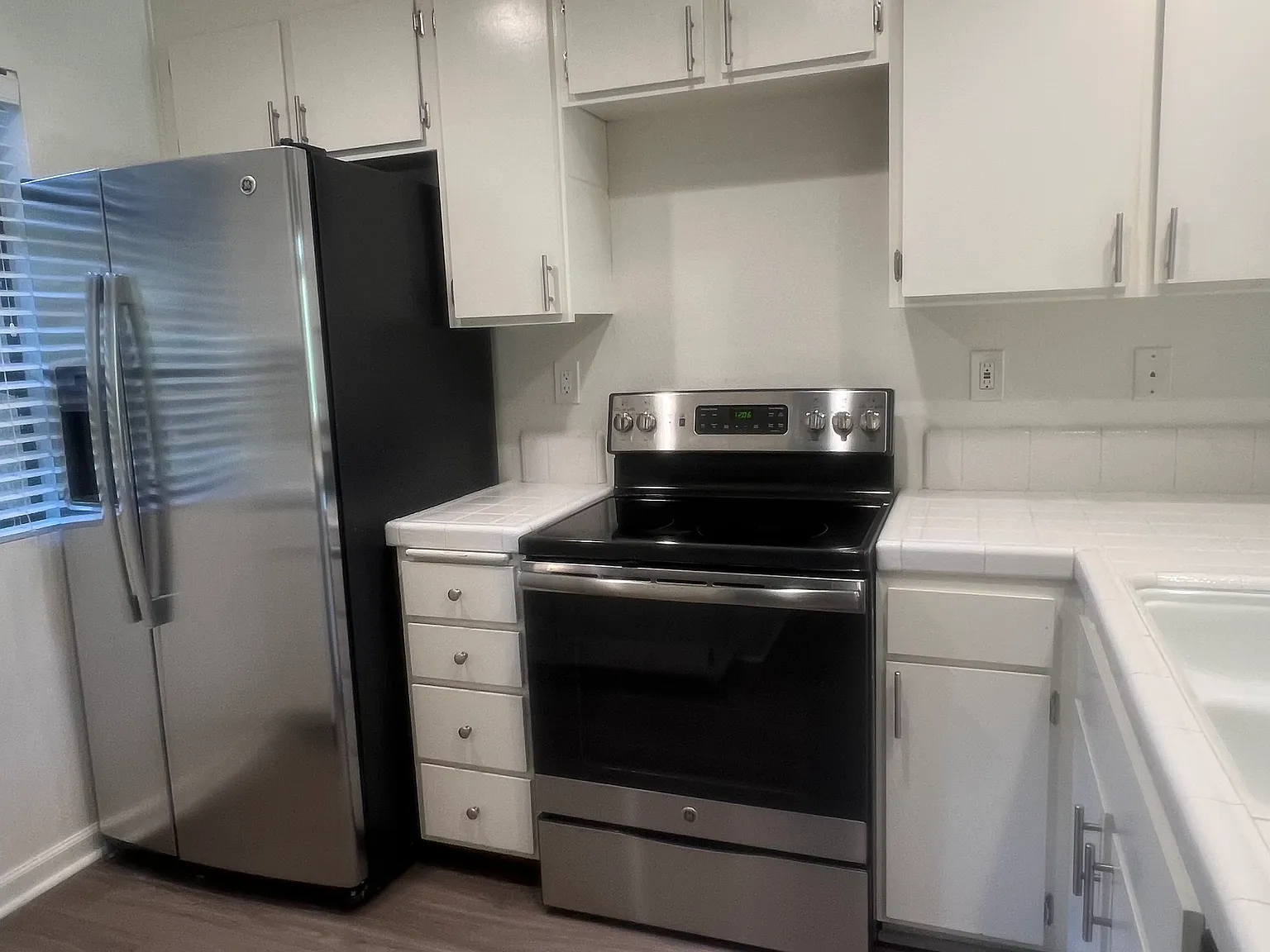 1 bed, 934 sqft, $2,650 — Photo 4