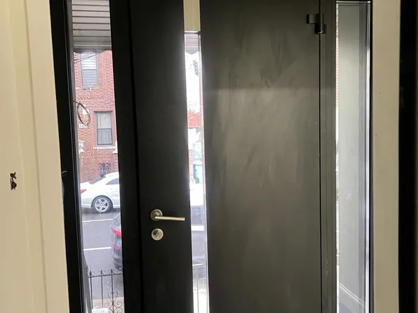 174 East 54th Street image 1 of 22