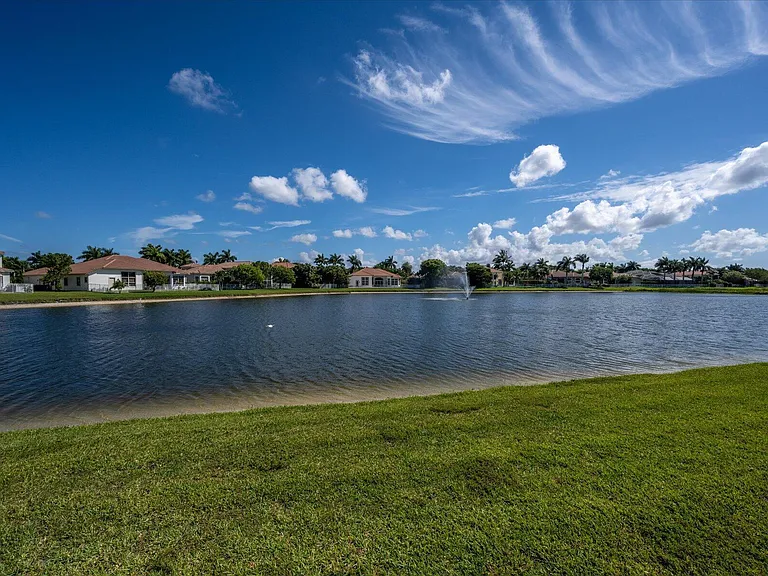 12308 Equine Ln — Photo 36