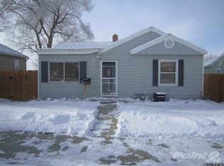 1128 McKinley Ave, Rock Springs, WY 82901