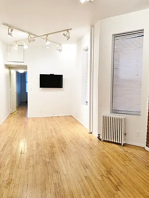 Rented by Best Apartments North Inc | media 35