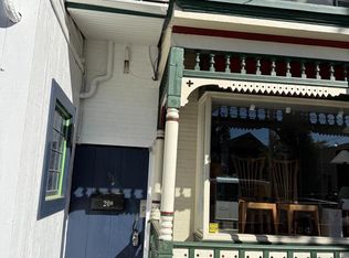20 N Union St #B, Lambertville, NJ 08530