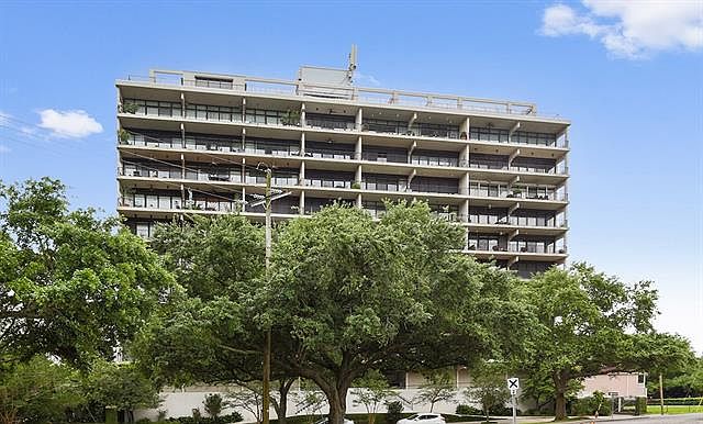 1st image of 123 Walnut St APT 1001