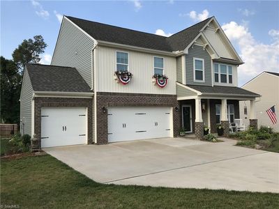 1720 Ridge Bluff Cir, Rural Hall, NC, 27045